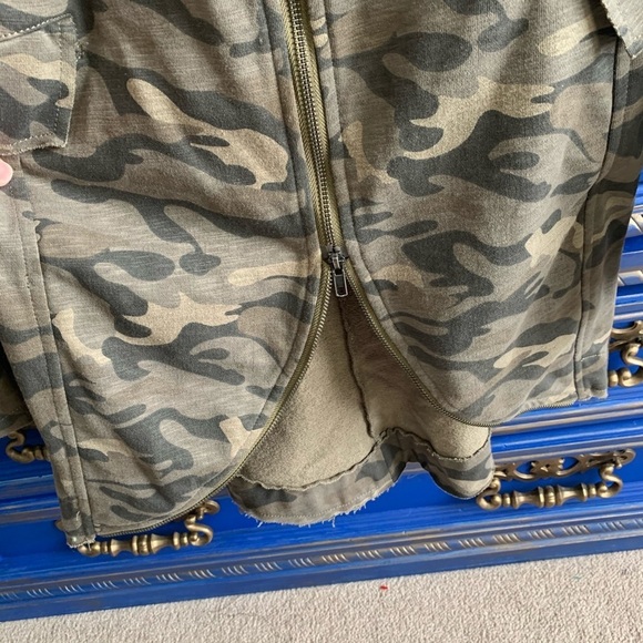 Mur Mur Camo Long Zip Sweater Tunic Size Small - Picture 2 of 5